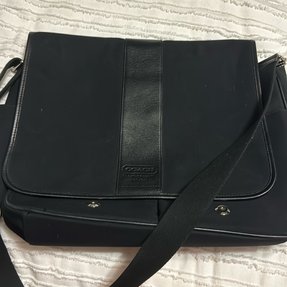 Vintage coach 6437 messenger bag/laptop bag canvas w/leather accents
